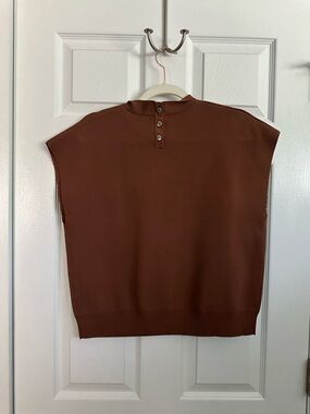 NWT Aleeza Paris Button-Back Knit Sweater Vest